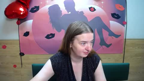 FreyaDak online show from September 13, 5:04 am