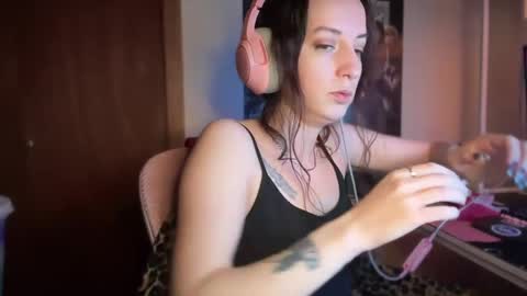 FreyaTheGemini online show from January 16, 2:41 am