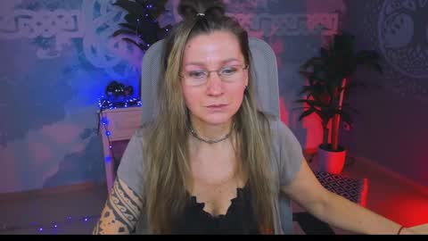 Frida Tander online show from December 29, 9:17 am