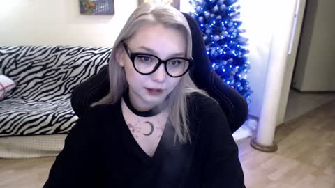 Lilith online show from December 23, 5:28 am