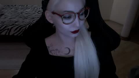 Lilith online show from April 30, 9:30 pm