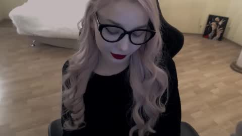 Lilith online show from September 29, 1:38 pm