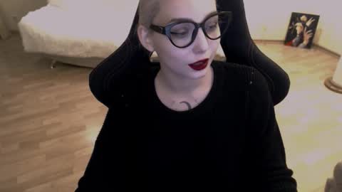 Lilith online show from October 6, 2:56 pm