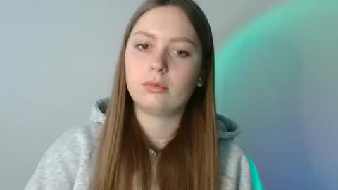 Emma online show from December 3, 7:22 am