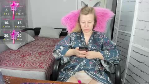 funny_bunny4 online show from February 27, 6:42 pm