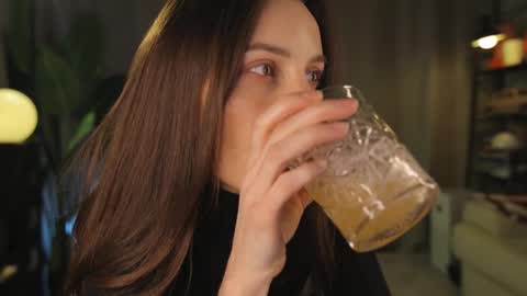 G online show from March 6, 6:26 pm