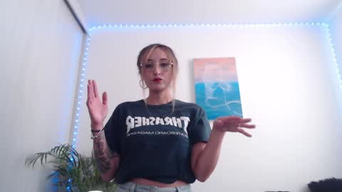 Gabriela online show from January 7, 8:31 pm