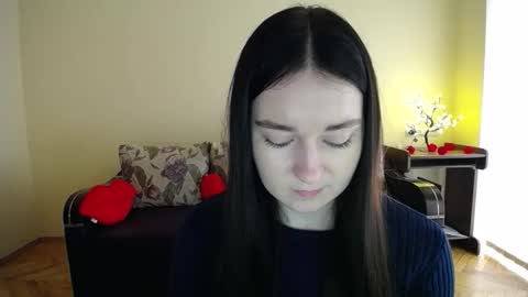 Jaklin online show from April 2, 8:45 am