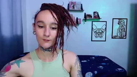 gabby_moon09 online show from October 12, 12:40 pm