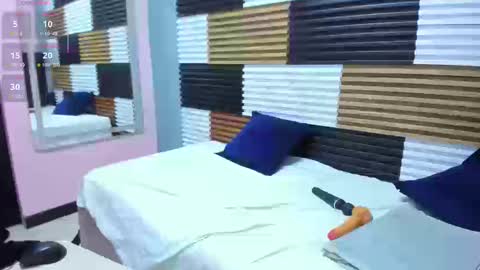 Gaby Santos online show from March 4, 2:34 pm