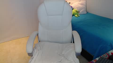 .  online show from February 8, 5:29 am