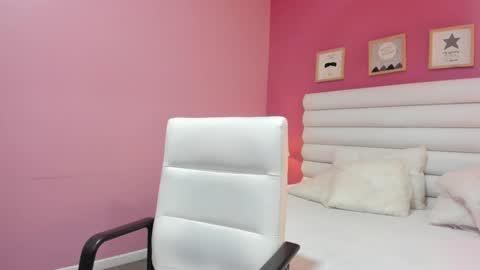 Gabriela salgado online show from February 13, 10:44 am