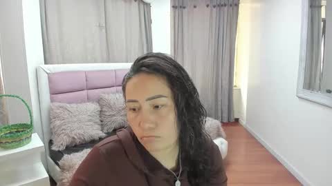gabriela online show from June 9, 1:54 pm