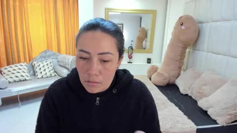 gabriela online show from November 11, 2:25 pm