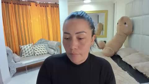 gabriela online show from November 21, 3:25 pm