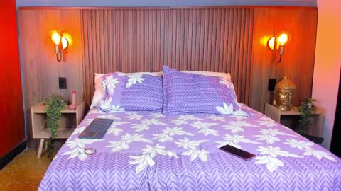 GabyEvans online show from March 28, 12:26 pm