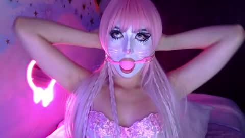 gabygumms online show from June 27, 8:15 am