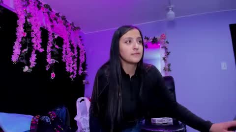 gabby cooper online show from March 25, 2:50 am