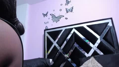 gabyyjones online show from May 16, 12:02 am