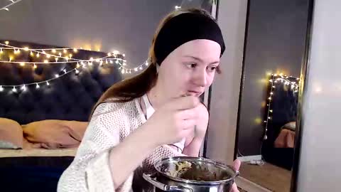 My name Lou 3 online show from January 18, 5:59 am