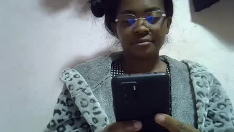 gasielah online show from April 12, 4:54 pm