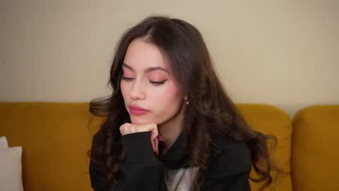 georgiamorandi online show from December 15, 9:14 am