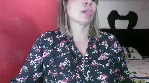 Georgina  online show from March 17, 1:20 am