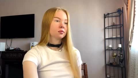 Amelia online show from October 31, 7:34 am