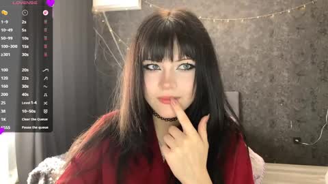 EmelyWoodes online show from May 29, 6:44 am