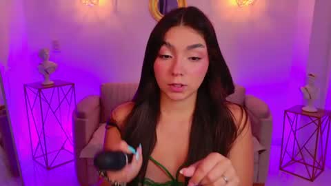 Gia capri online show from June 17, 3:08 am