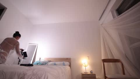 Leo online show from October 10, 2:16 am