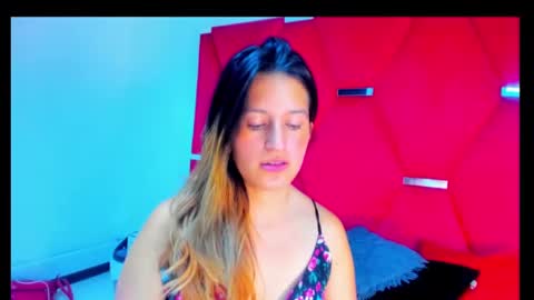 GiaRoussel online show from January 31, 3:55 pm