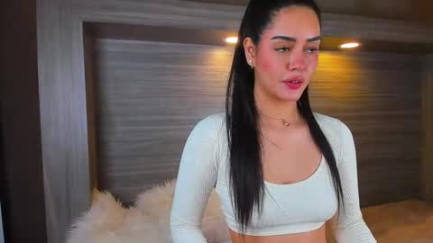 gigi wilden online show from October 7, 2:43 pm