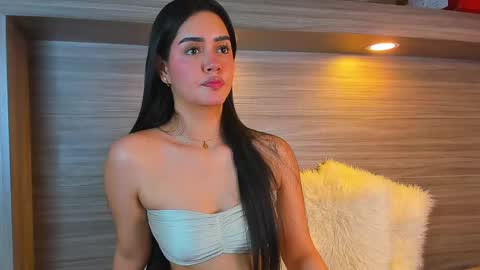 gigi wilden online show from October 4, 2:54 pm