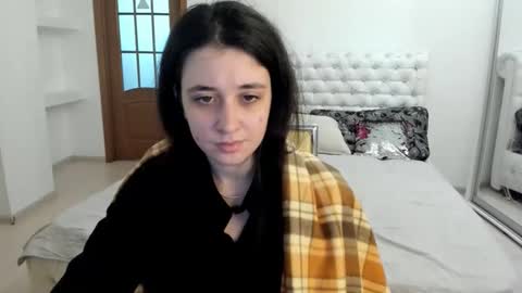 Kate online show from October 23, 9:15 am