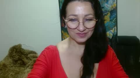 GinaONeon online show from March 10, 9:30 pm