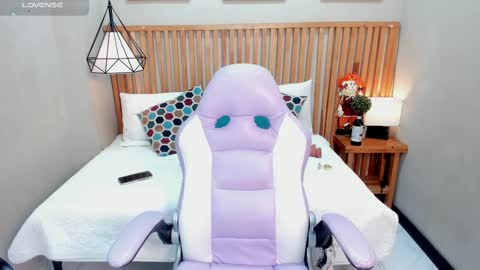        online show from February 18, 8:26 pm