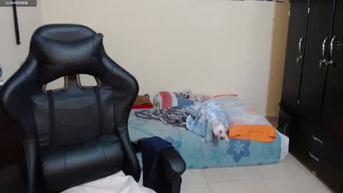 Mary online show from February 9, 3:01 pm