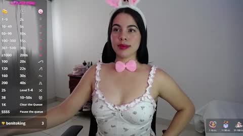 GIO RIVERA online show from October 31, 4:44 pm