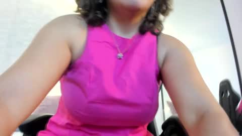 G I S E P L A online show from September 16, 7:44 pm