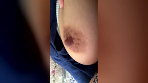 girl433 online show from January 11, 8:36 pm