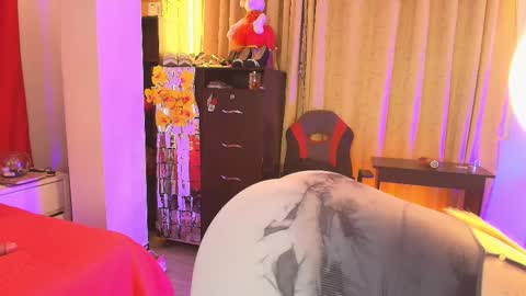 Girl Amada online show from February 17, 8:41 pm