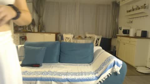 Girlfriend online show from March 9, 4:33 pm