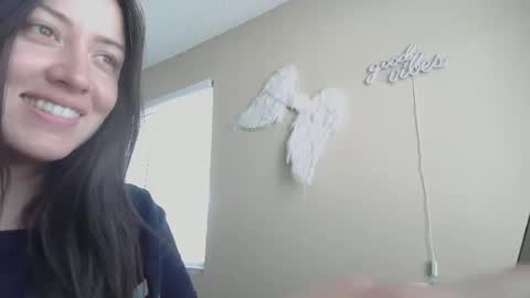 Jasmine online show from October 10, 6:13 pm