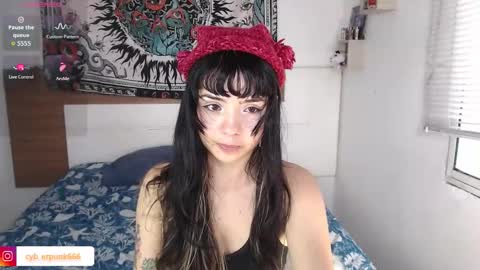 Ann online show from June 8, 2:51 pm