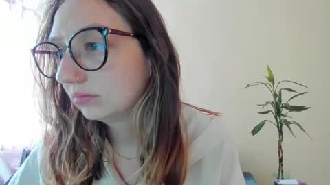 Maze    Thumbs up online show from January 25, 3:58 pm