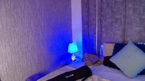     online show from September 19, 12:26 pm