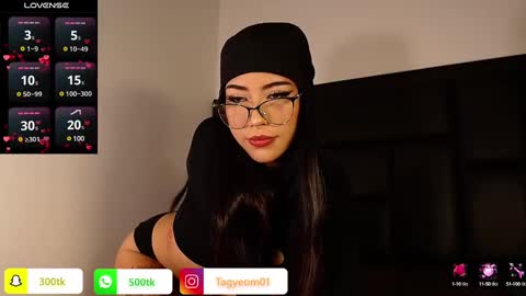 giselleblare online show from January 9, 4:19 am