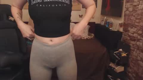 Glamourhottie online show from February 26, 9:33 am