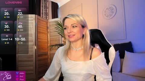 Gloria online show from December 12, 11:07 am